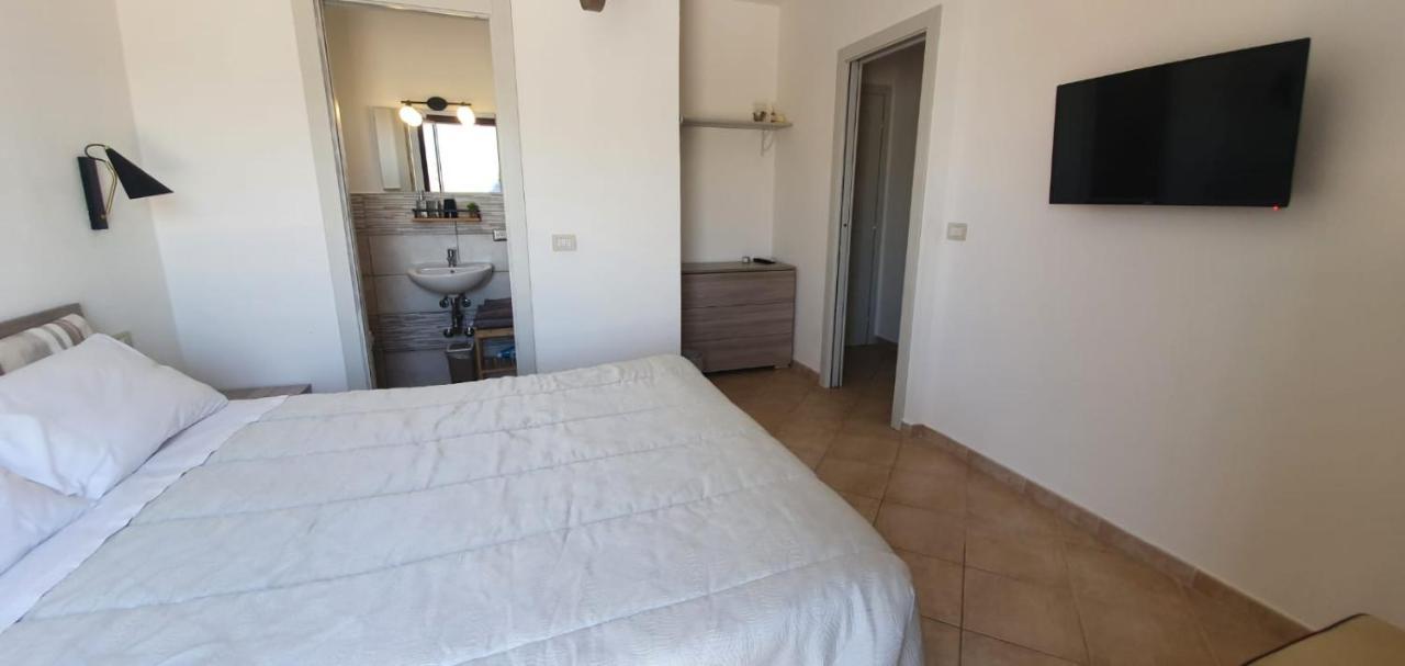 B&B Villa Orchidea Olbia Buitenkant foto